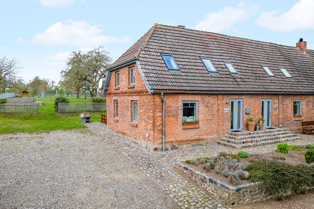 Haushälfte 1-7 Pers. Ferienhaus in Mecklenburg Vorpommern