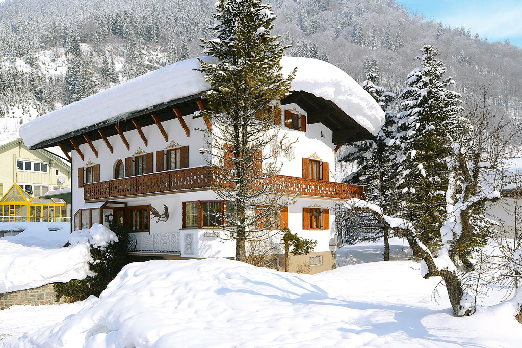 Ferienhaus 6-12 Pers. Ferienhaus  Arlberg