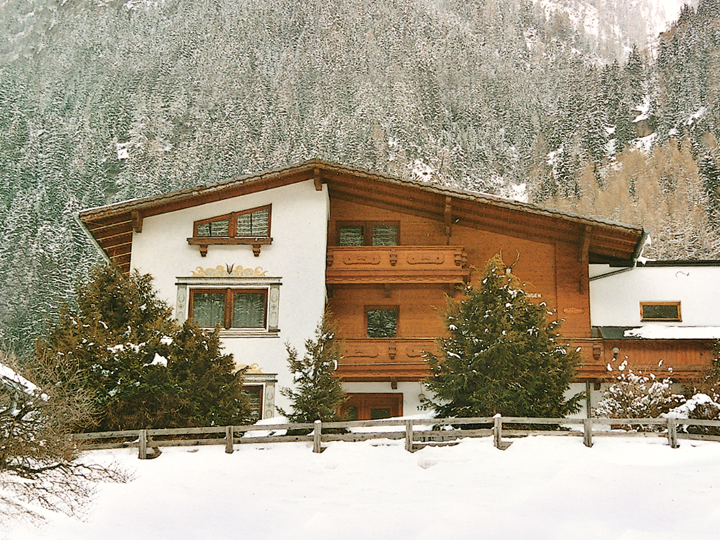 Ferienhaus 15-35 Pers.